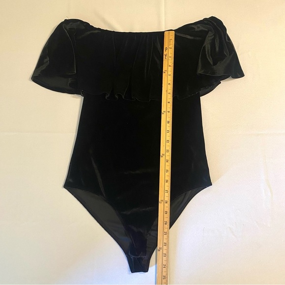 Lavender Field Sz Large Black Velvet Bodysuit - Picture 4 of 6